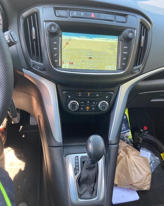 Opel Zafira cena 49900 przebieg: 149999, rok produkcji 2016 z Września małe 46